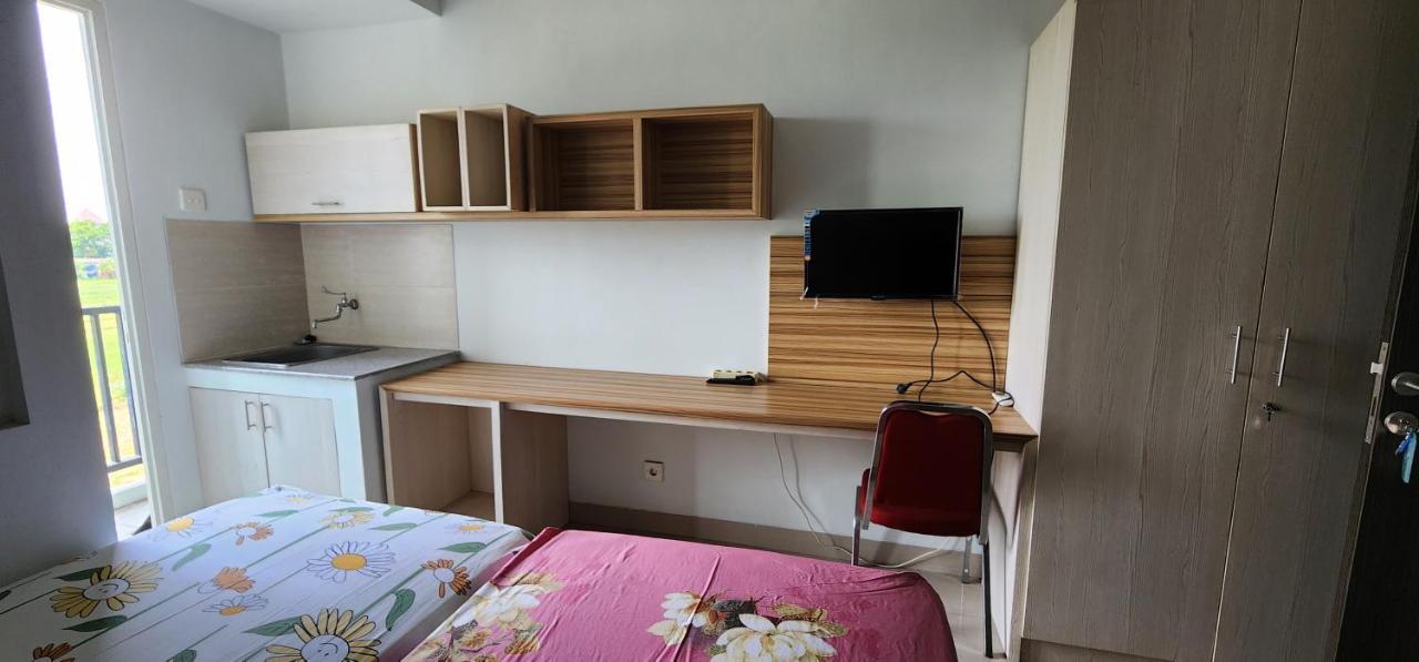 Apartemen Student Castle Джокьякарта Экстерьер фото